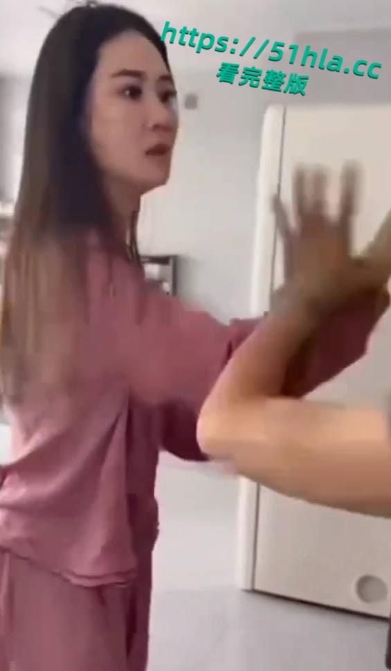 河南武陟王家二小姐大瓜,赵亮亮出轨小三假离婚证骗局曝光,原配暴打两人完整版视频流出! 第7张 河南武陟王家二小姐大瓜,赵亮亮出轨小三假离婚证骗局曝光,原配暴打两人完整版视频流出! 第7张