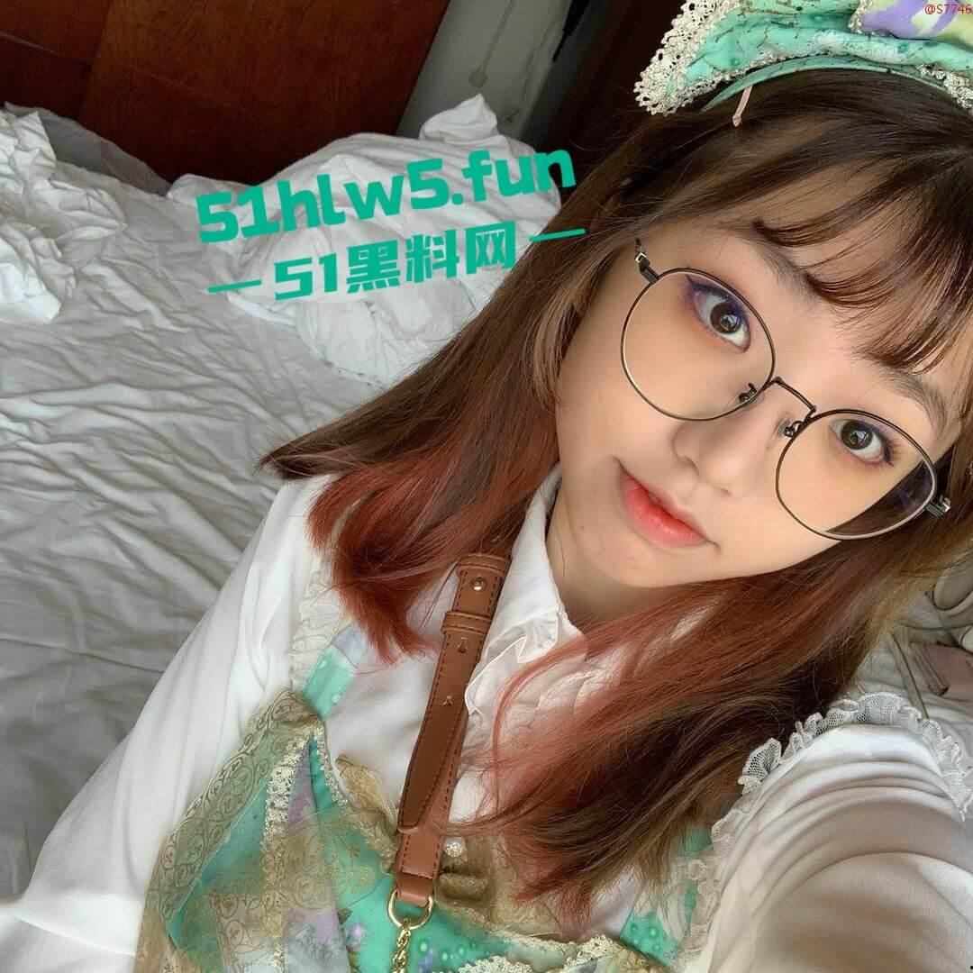 顶级身材母狗【黄乐婷】早期调教视图流出,绝美颜值性感尤物,婚后被金主曝光。 第8张 顶级身材母狗【黄乐婷】早期调教视图流出,绝美颜值性感尤物,婚后被金主曝光。 第8张