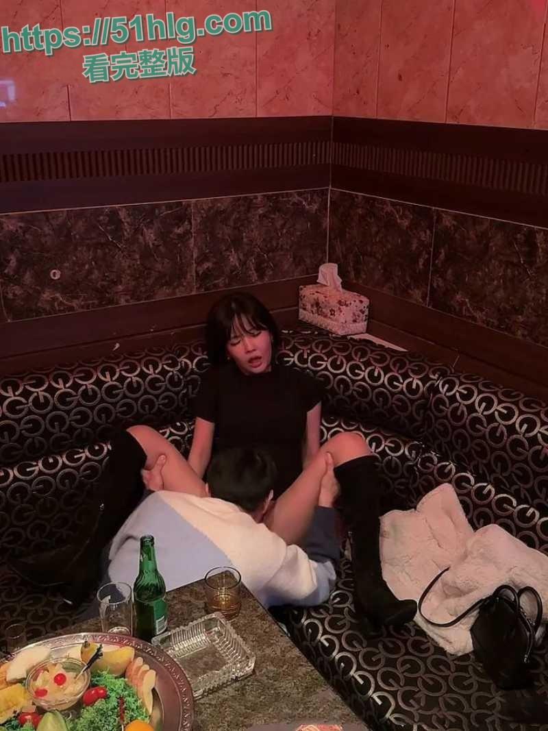 韩国财阀名媛【韩善月】KTV狂欢派对!火辣少妇被后入内射,极致淫乱的现场让人咋舌 第5张 韩国财阀名媛【韩善月】KTV狂欢派对!火辣少妇被后入内射,极致淫乱的现场让人咋舌 第5张