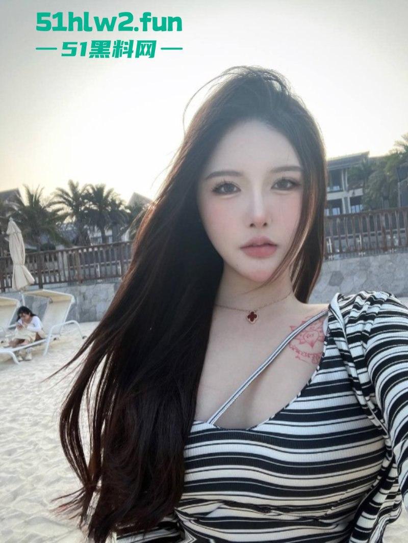 快手网红【美羊】被曝大尺度做爱视频，极品高颜值美女穿女仆装胯上骑乘伺候大佬！  第6张