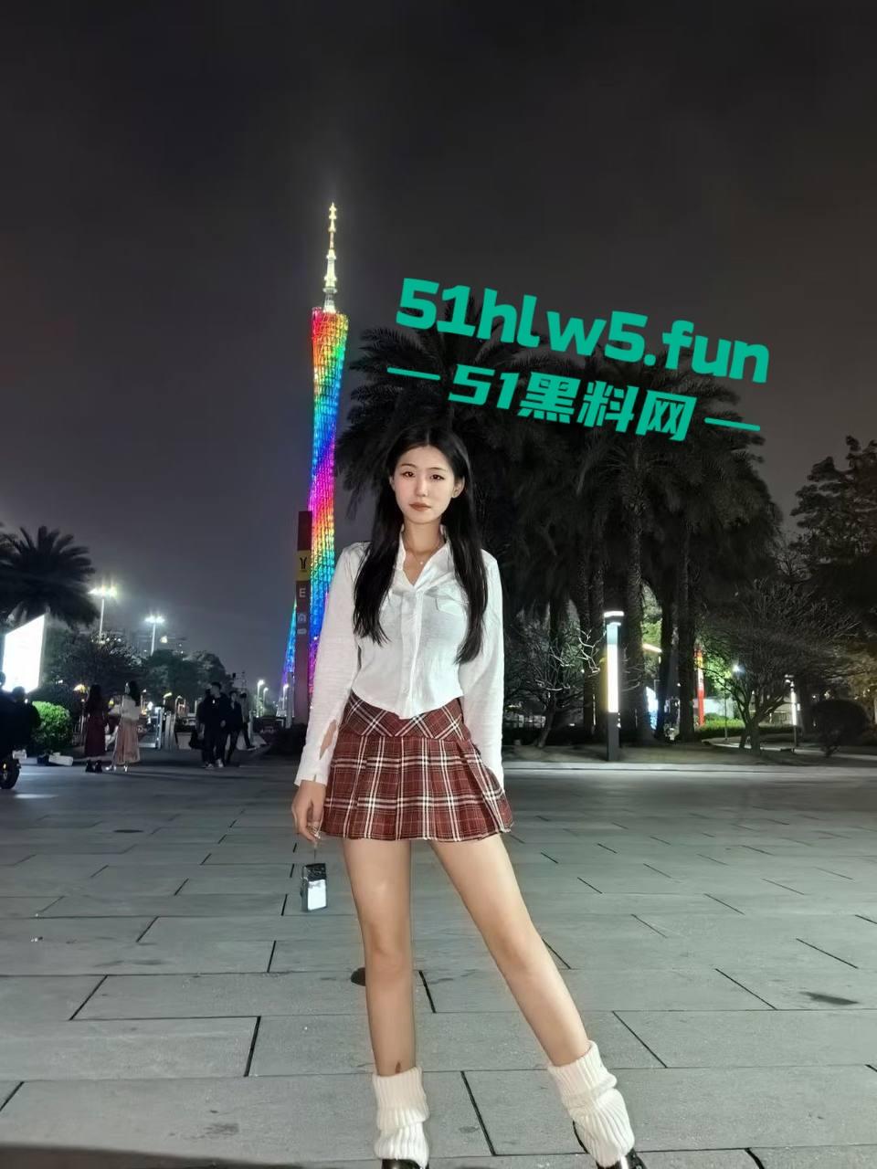 上海交通大学【赵若菲】极品身材大二学生妹,金主爸爸包养翘起美臀上位骑乘,性爱视频流出。 第2张 上海交通大学【赵若菲】极品身材大二学生妹,金主爸爸包养翘起美臀上位骑乘,性爱视频流出。 第2张