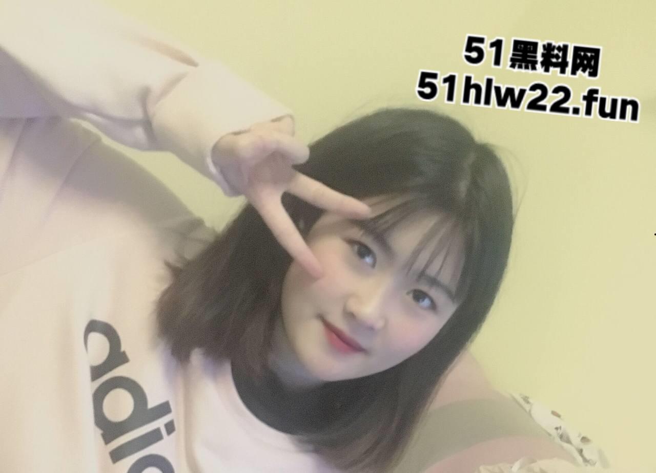 瓜友投稿母狗女友，哈尔滨大奶会计文员反差至极，在公园露出喜欢真空，这样的骚货你喜欢吗！  第3张