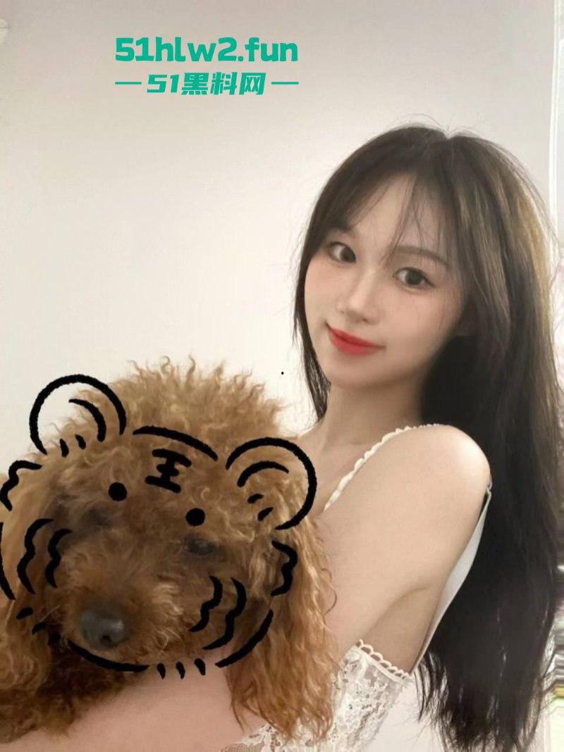 果然颜值越高的女人活越好，这手 口 脚 没经历过几十个男人怎么会这么熟练，这么吸引人呢！  第8张