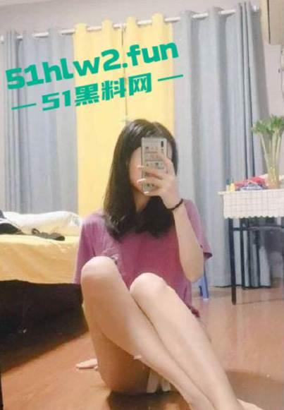 河北商丘宁陵县高级中学反差学妹【孙宁宁】超黑肥大鲍鱼，阴毛旺盛性欲极强遭到曝光。  第3张