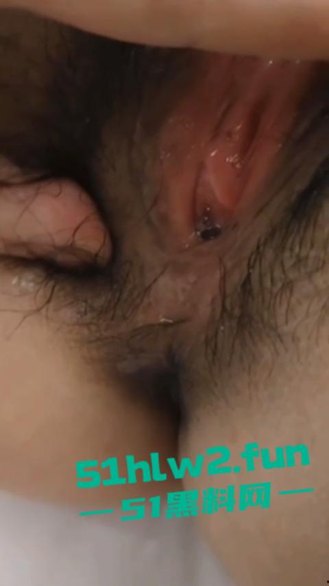 河北商丘宁陵县高级中学反差学妹【孙宁宁】超黑肥大鲍鱼，阴毛旺盛性欲极强遭到曝光。  第7张