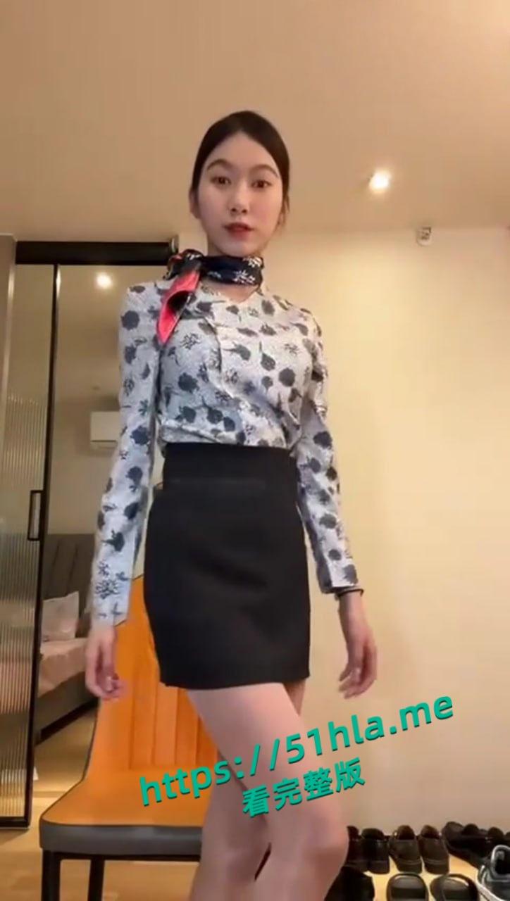 抖音极品网红【Loioeei】做爱视频流出,各种制服展示诱人身材,翘臀撅起嫩逼被后入疯狂爆操! 第5张 抖音极品网红【Loioeei】做爱视频流出,各种制服展示诱人身材,翘臀撅起嫩逼被后入疯狂爆操! 第5张