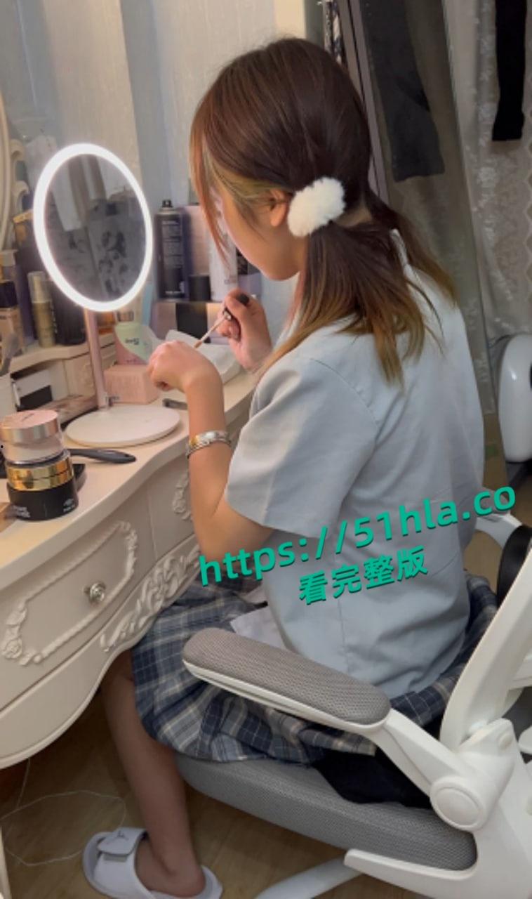 约啪大神【江南第一深情】成功拿下极品反差JK机车妹,闺房后入圆润翘臀蜂腰纤细浪叫极度诱人! 第2张 约啪大神【江南第一深情】成功拿下极品反差JK机车妹,闺房后入圆润翘臀蜂腰纤细浪叫极度诱人! 第2张