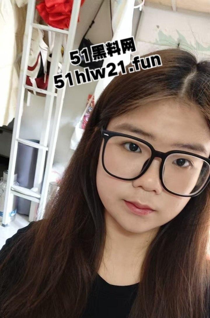 洛阳师范学院【王钦辉】在男友面前清纯如雪，在外面却骚如母狗经常约炮。  第7张