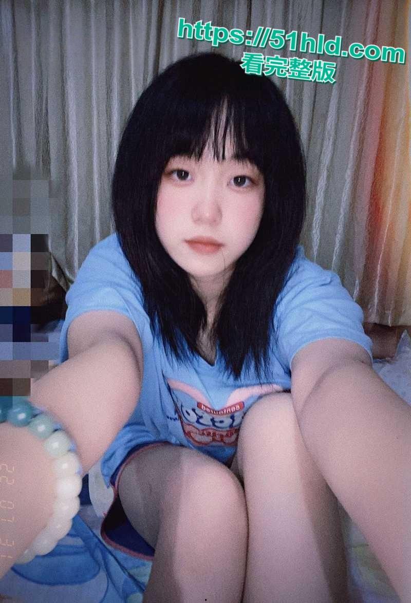 青岛女大学生【陈诗莹】网调视频流出,清纯少女变沦为金主母狗,揉奶裸聊假屌自慰边揉阴蒂边浪叫! 第1张 青岛女大学生【陈诗莹】网调视频流出,清纯少女变沦为金主母狗,揉奶裸聊假屌自慰边揉阴蒂边浪叫! 第1张