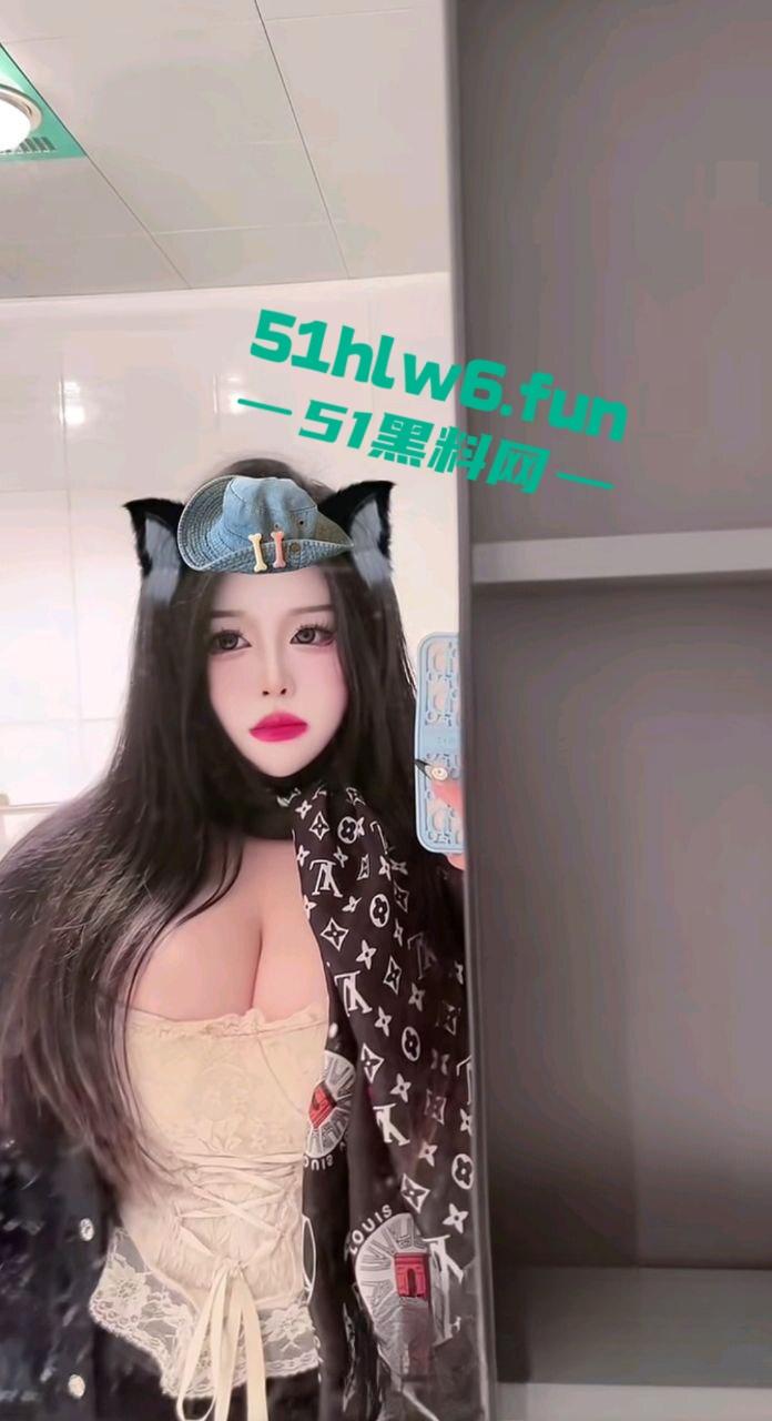 抖音反差元气美少女【full77】又纯又欲小母狗自慰性爱视频泄密,果然看起来约单纯床上约淫荡! 第8张 抖音反差元气美少女【full77】又纯又欲小母狗自慰性爱视频泄密,果然看起来约单纯床上约淫荡! 第8张