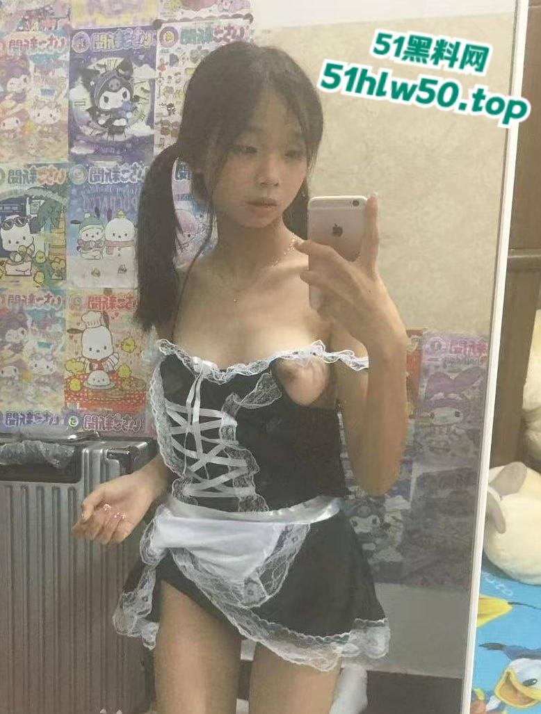 广州工贸学生妹【曾嘉莹】包养她一年多，直接拉黑拿钱跑路，大量性爱视频加抖音号全网流出。  第6张