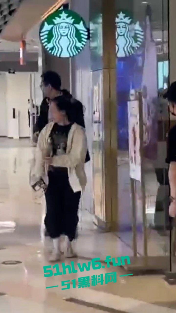 北京丰台区【牛逼哥】光天化日抢劫周大福，明目张胆自己送进去吃牢饭 这下有编制工作了！  第7张