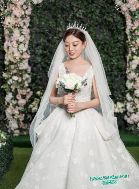 武汉已婚台球助教张佳玉出轨学员露脸做爱视频流出露脸口交中出表情超级反差骚叫不断  第5张