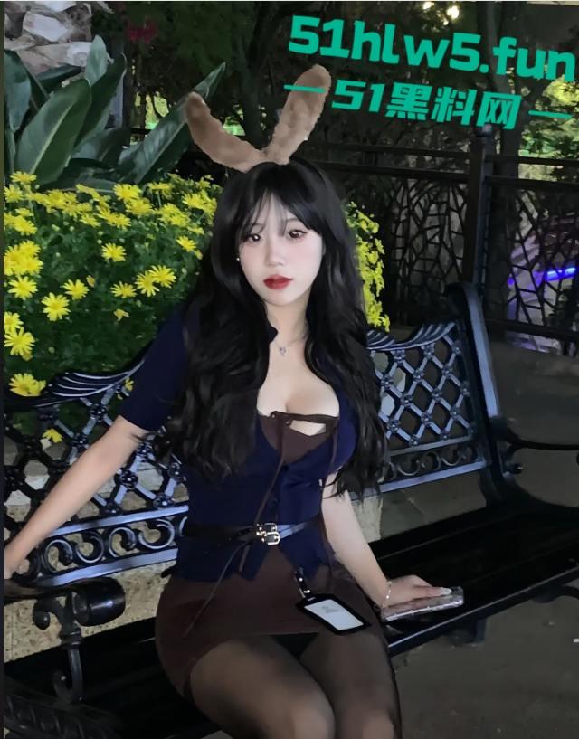 完美身材女研究生【张馨颖】白天是高冷学霸御姐,晚上秒变性感辣妹背着男友约炮体育生,激情爆操内射骚穴。 第5张 完美身材女研究生【张馨颖】白天是高冷学霸御姐,晚上秒变性感辣妹背着男友约炮体育生,激情爆操内射骚穴。 第5张