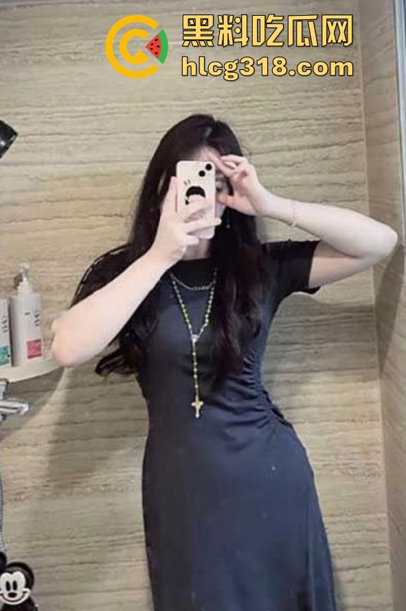 黑龙江工业大学【林琪琪】短发清纯校花，露奶口交私拍，深喉毒龙极致享受，全程主动榨精！  第3张