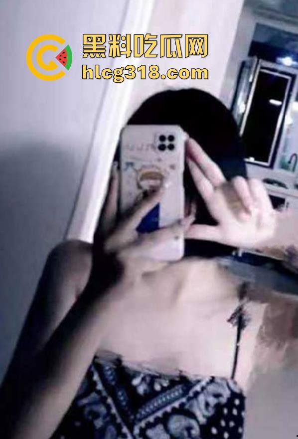 黑龙江工业大学【林琪琪】短发清纯校花，露奶口交私拍，深喉毒龙极致享受，全程主动榨精！  第5张