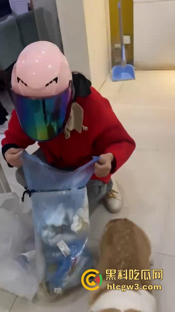 上万金戒指不翼而飞 原是保洁大妈顺手牵羊 对质录音曝光 这演技不得给大妈颁个奥斯卡嘛？  第3张