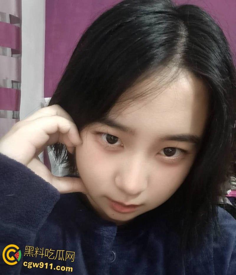 河南洛阳嫩妹【高丽丽】,背着男友偷吃禁果,极品骚穴被大鸡巴狂操,全程露脸高潮到喷汁失神 ! 第2张 河南洛阳嫩妹【高丽丽】,背着男友偷吃禁果,极品骚穴被大鸡巴狂操,全程露脸高潮到喷汁失神 ! 第2张