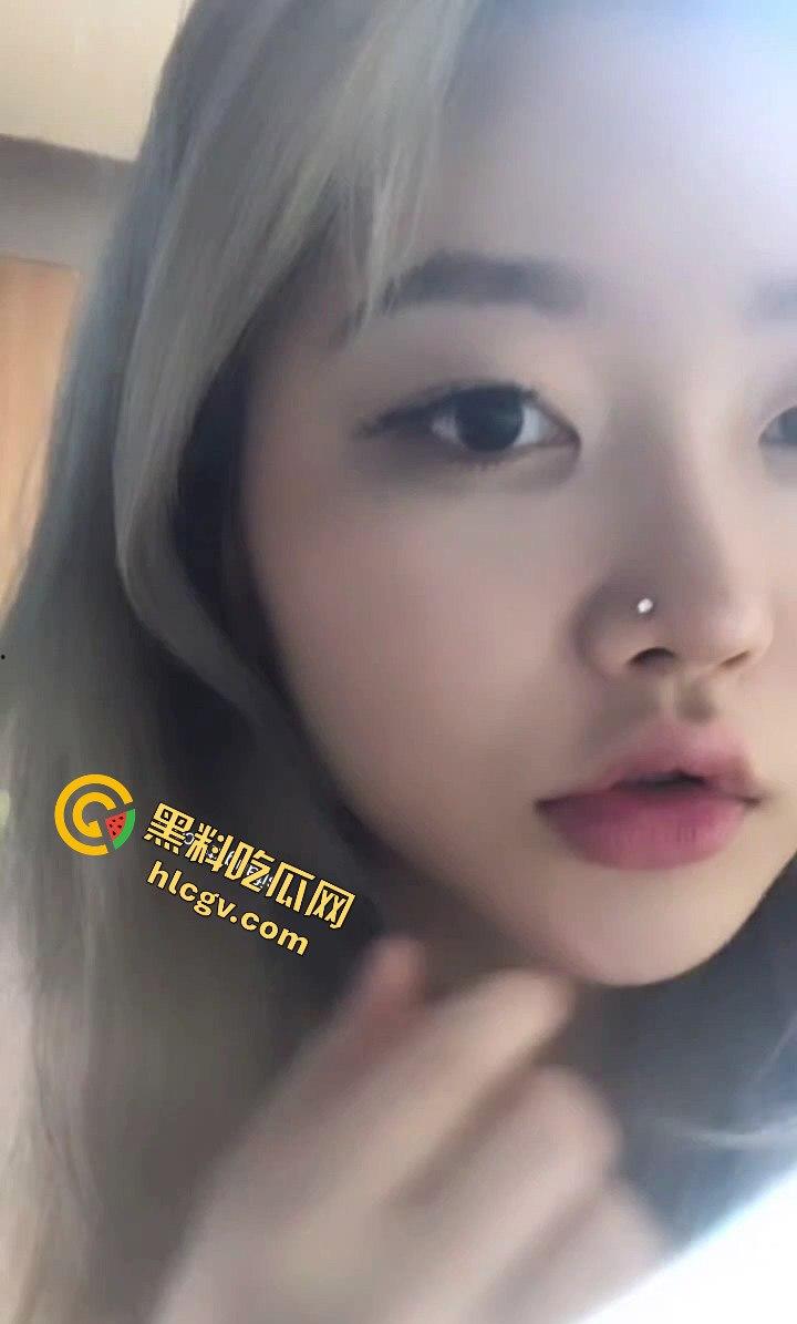 OnlyFans中韩混血女神【莎伊克】性爱私拍流出！肥臀后入啪啪，深喉裹屌，爆操无毛嫩穴！  第1张