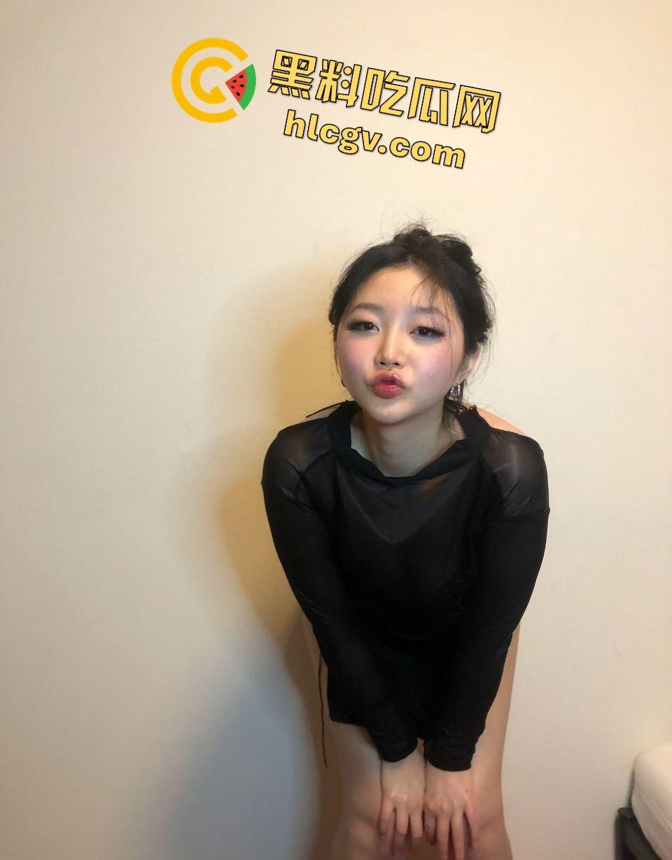 OnlyFans中韩混血女神【莎伊克】性爱私拍流出！肥臀后入啪啪，深喉裹屌，爆操无毛嫩穴！  第2张