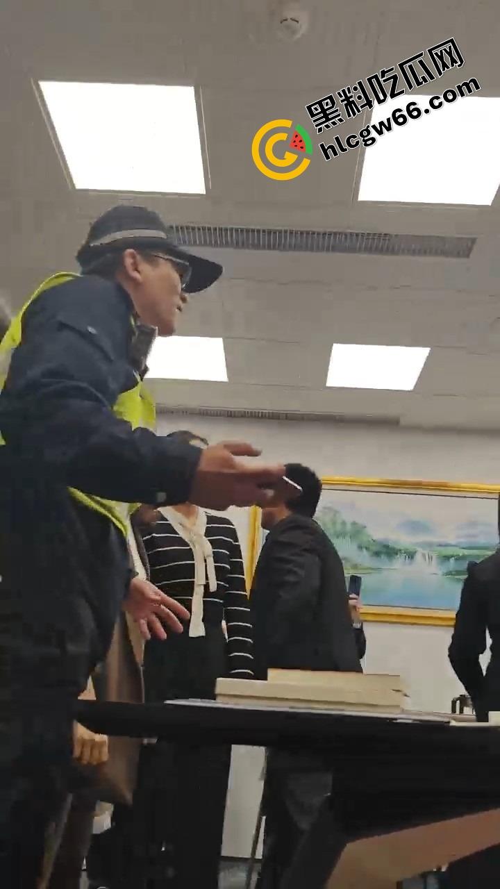 大成佛山律所主任爱上99年律师【黄晓蕾】硬捧上位引爆律所内斗。抢公章撬门性爱视频全程高能！  第11张