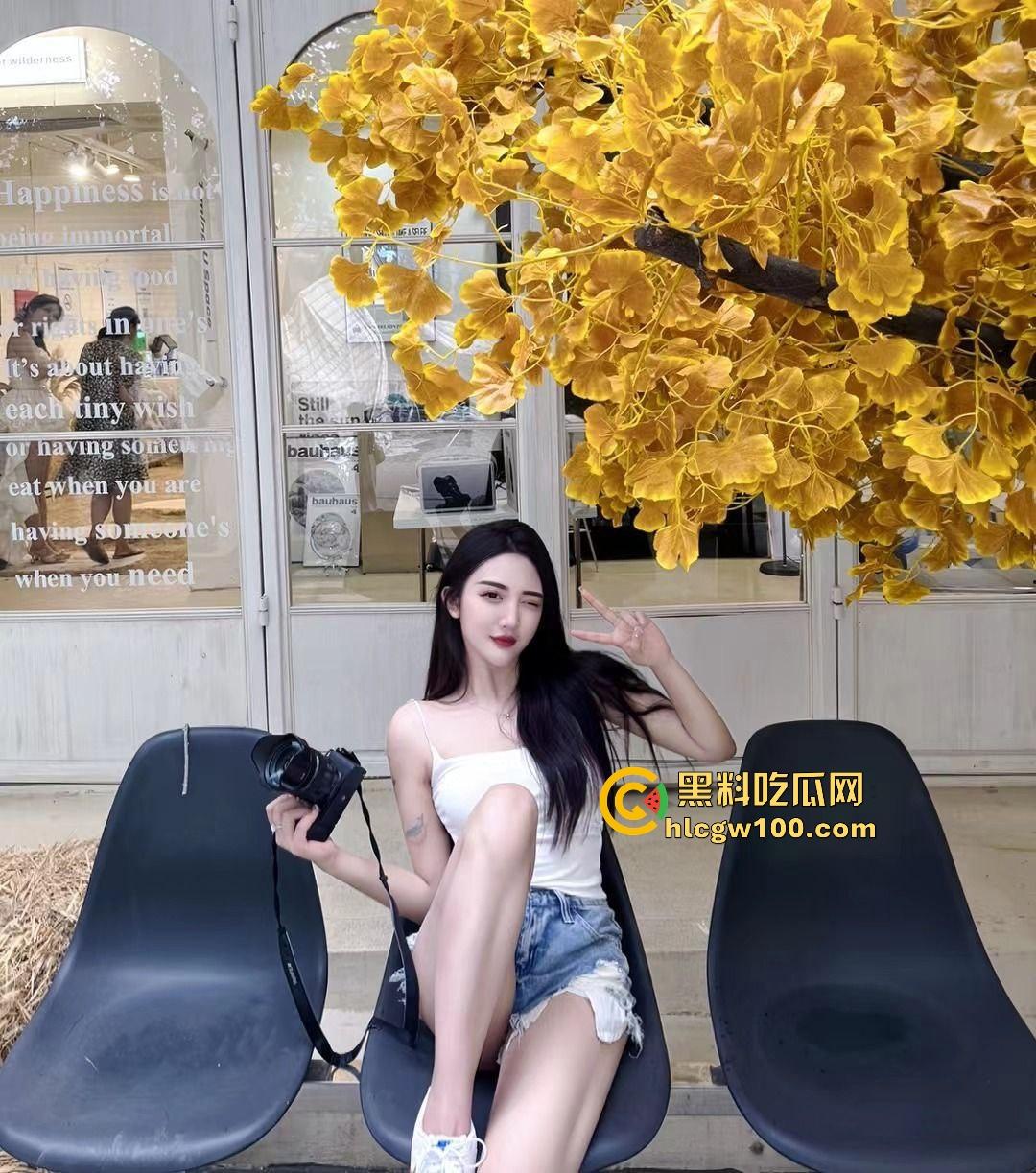 邻里偷情实录，麻将桌上勾搭的骚少妇，老公一出门就开干，69互口倒挂金钩，高潮夹得老王原地喷射！  第7张