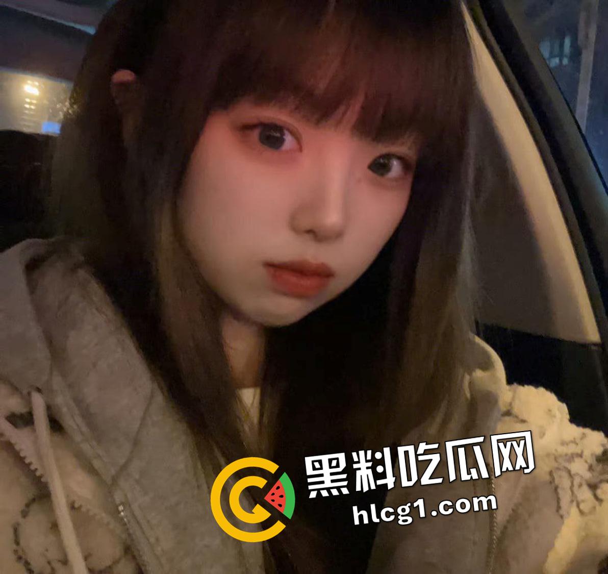 日系可爱眼镜妹！全自动小只马人形飞机杯 敏感体质被操到喷射乱叫  第4张