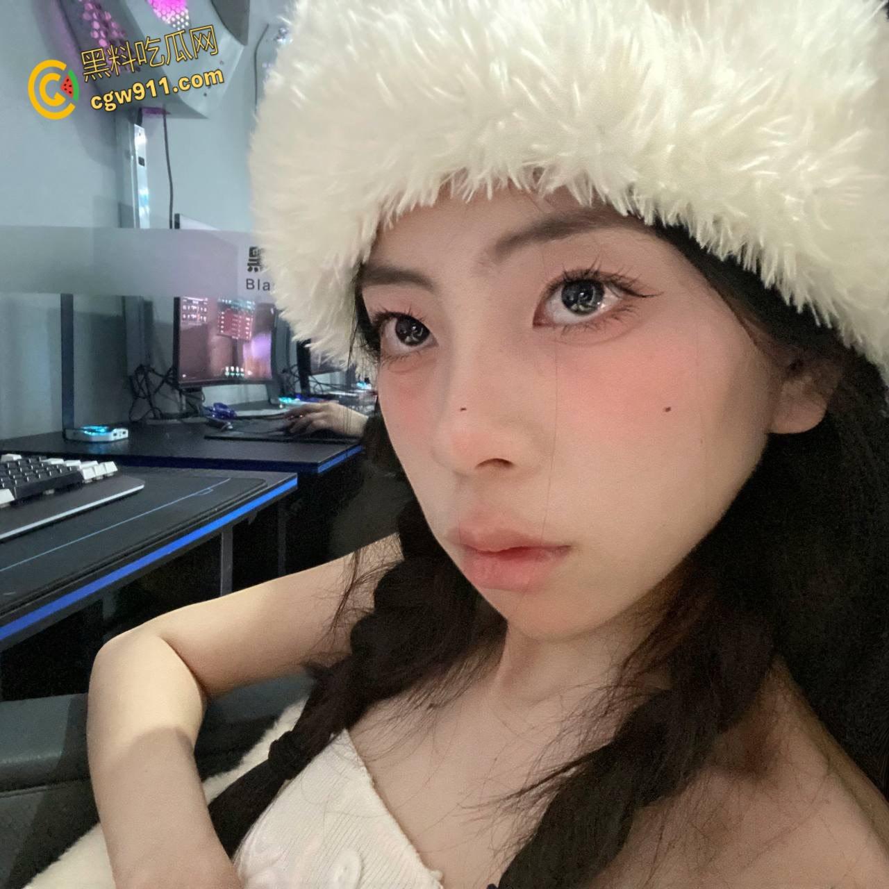 晋城职业技术学院【黎心怡】，被包养调教成淫荡小母狗， 情趣制服换不停，清纯女神背后都有个睡到想吐的人！  第3张