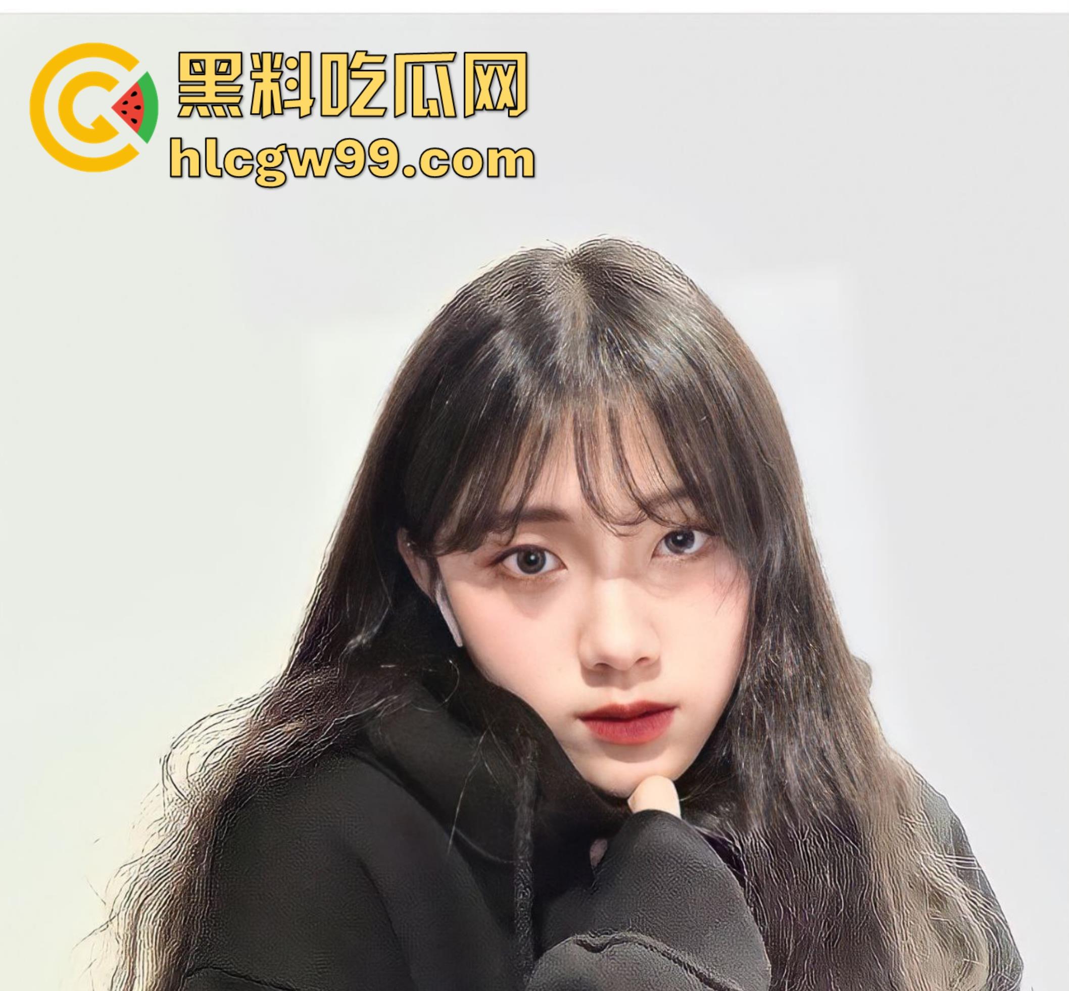 广西学院清纯学妹【钟雨】性爱视频曝光，扭腰翘臀淫荡至极，骚劲毕露像极欠操的母狗！  第2张