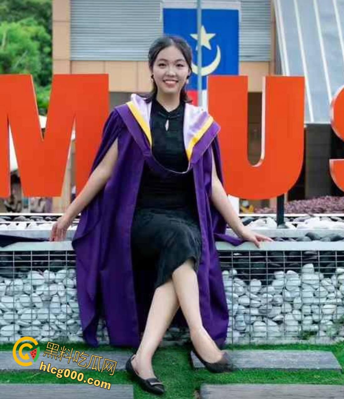 河北保定物理老师【宋津莉】，校内教书育人，校外吃屌母狗，私下戴眼罩调教SM，老师都这么会玩吗 !  第2张