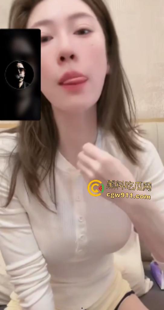 网红【大熊硬糖】经常在家自摸骚逼，超人技能模拟口爆，真空凸点揉奶隔空榨精，金主把持不住隔空射！  第7张