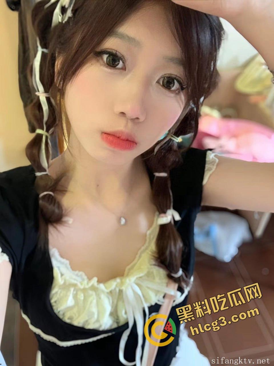 江西抚州无敌清纯高中生少女『李欢瑶』私底下超级骚贱 脱衣露奶露逼与在外清纯可爱形成鲜明对比 合集流出 第2张 江西抚州无敌清纯高中生少女『李欢瑶』私底下超级骚贱 脱衣露奶露逼与在外清纯可爱形成鲜明对比 合集流出 第2张