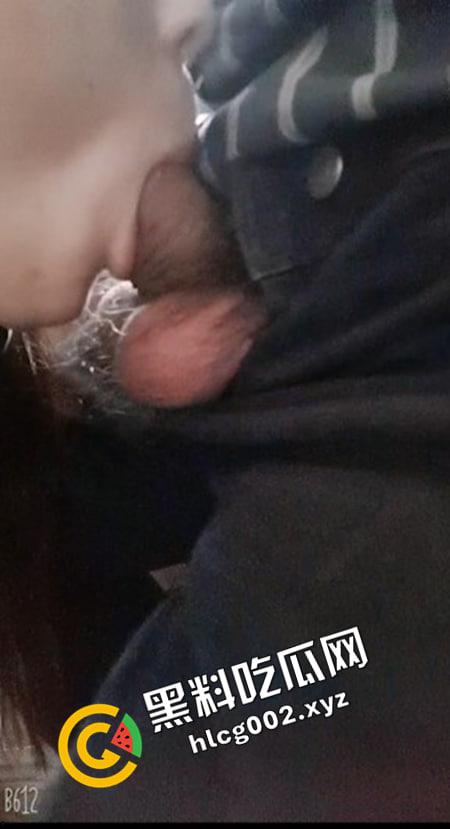 老师 求求你就给我一次吧！英语老师办公司刺激露出  野外勾引环卫工人大叔 英语老师玩的就是花 第6张