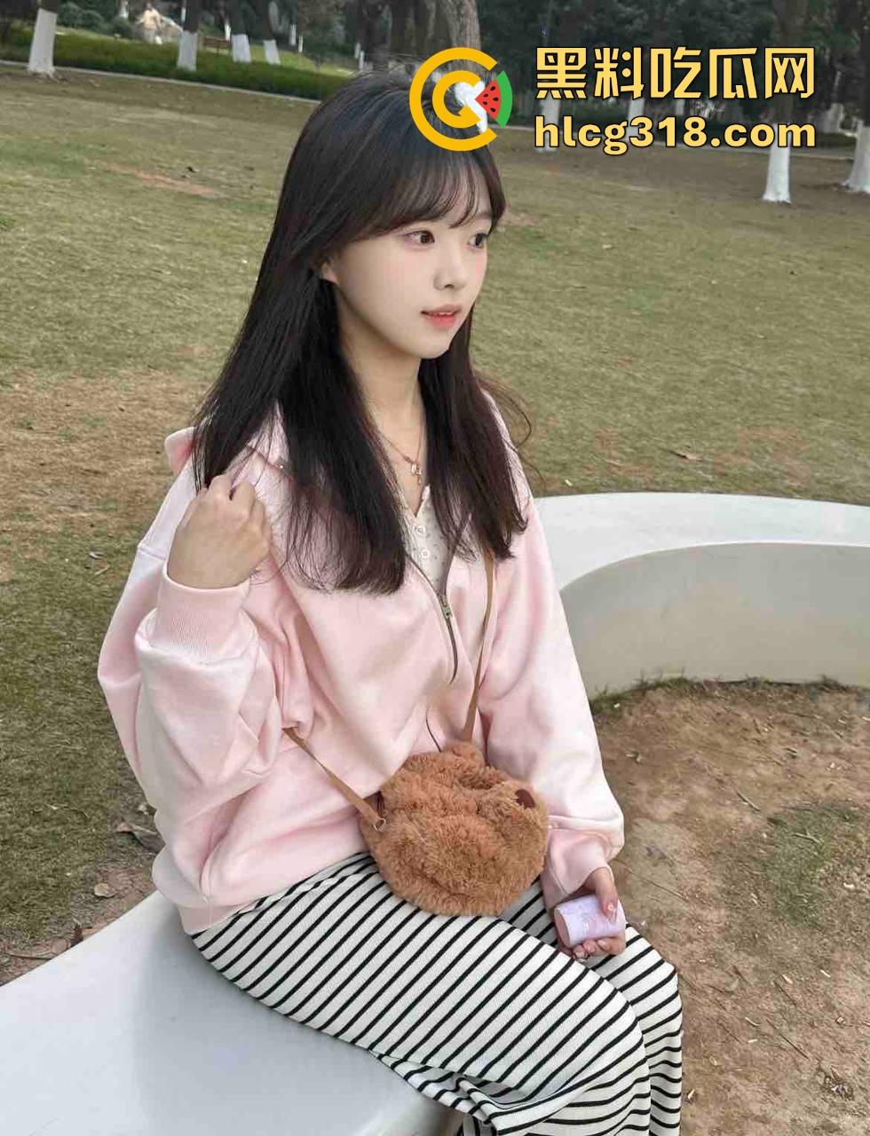 深圳18岁毕业嫩妹刚毕业就当鸡，张口就5000包夜，2500连口都不给，瓜友砸钱要曝光小辣鸡！  第11张