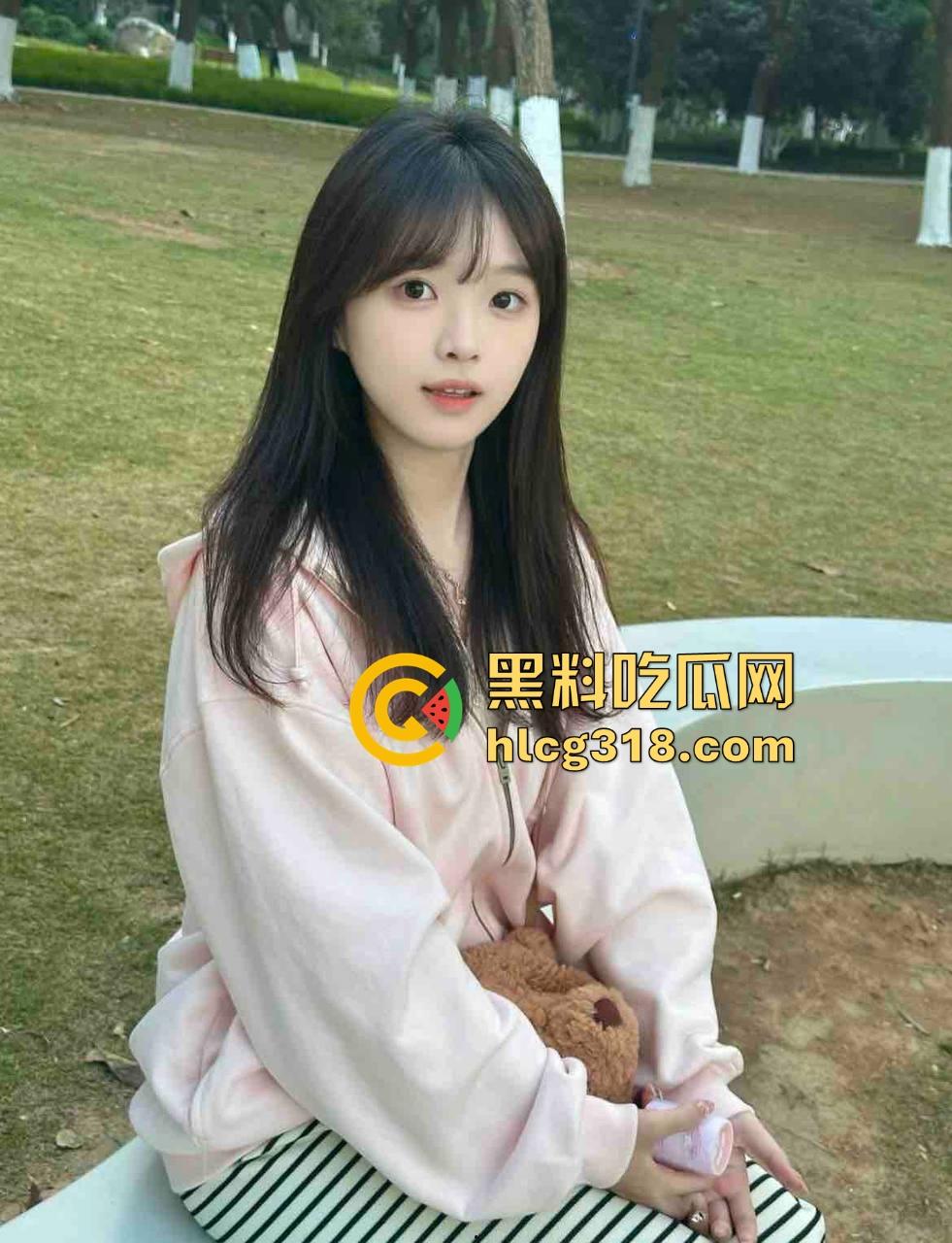 深圳18岁毕业嫩妹刚毕业就当鸡，张口就5000包夜，2500连口都不给，瓜友砸钱要曝光小辣鸡！  第12张