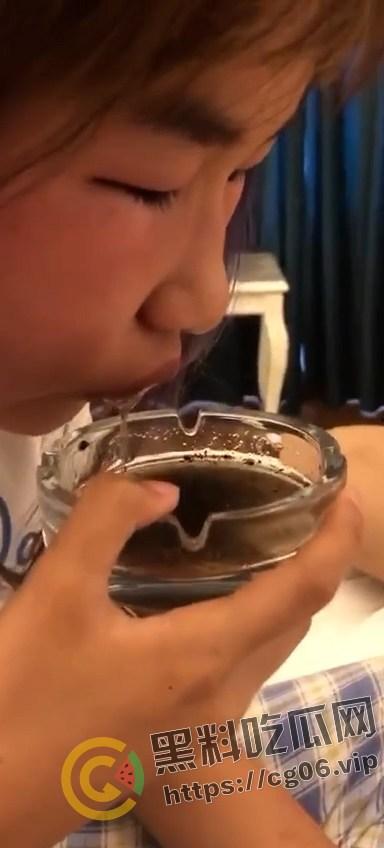 霸凌合集! 群殴暴打 强迫虐阴  是人性扭曲还是环境所迫？（十四） 第5张