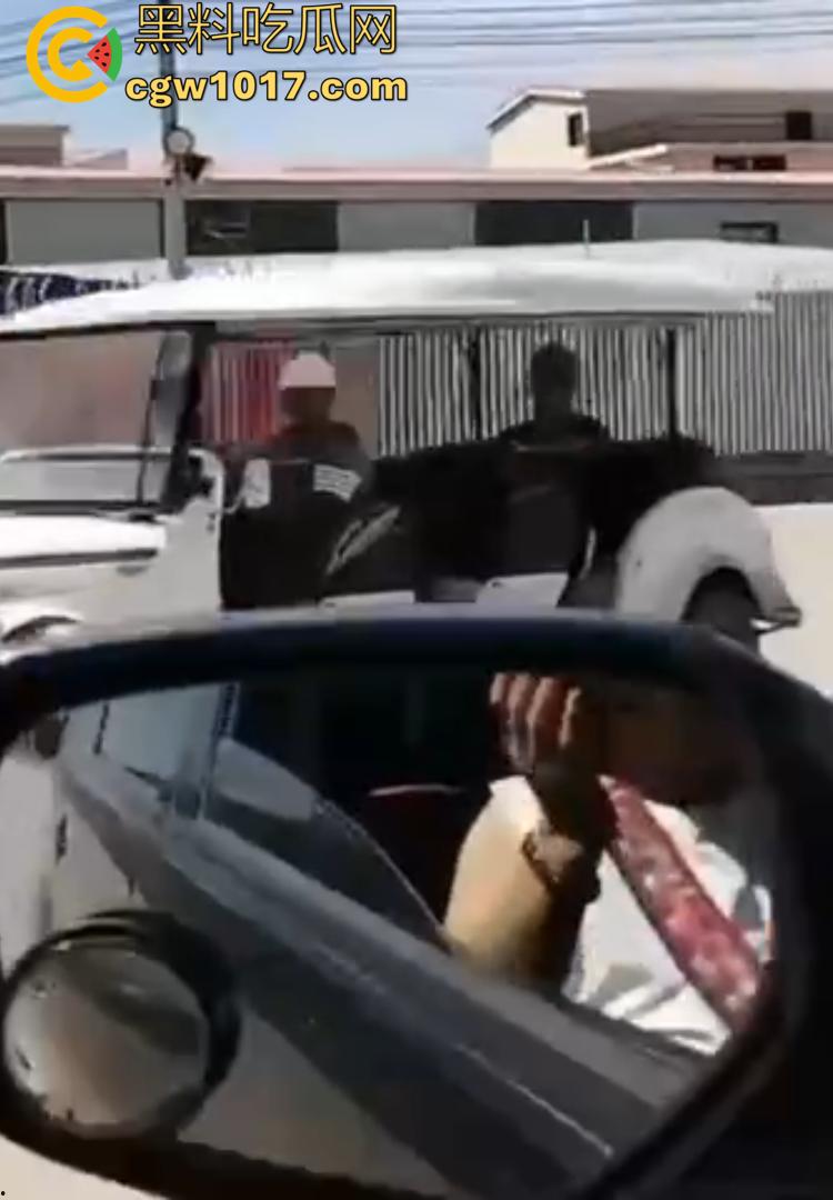 柬埔寨KK园区被血洗清剿！内部实拍曝光：牢笼、血迹、遗留手机触目惊心！  第7张