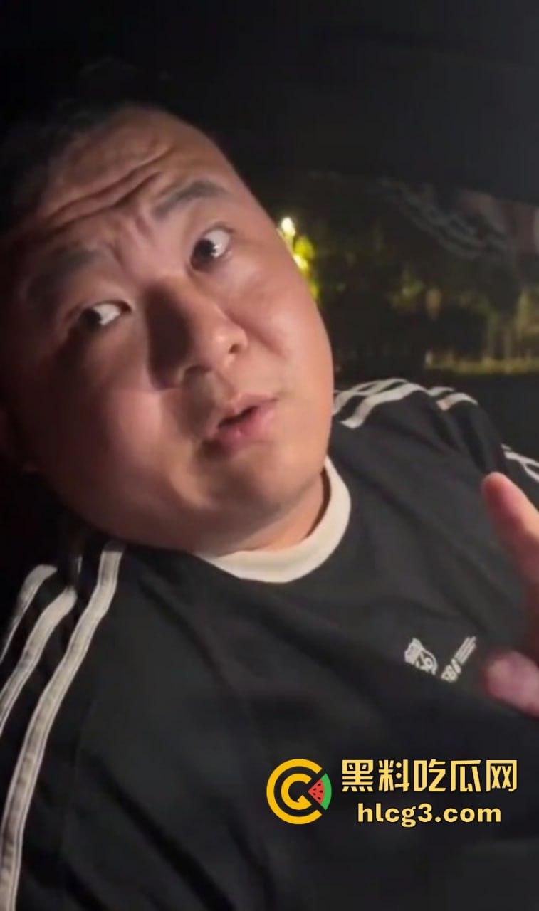 不作死就不会死！女孩烧烤店遭遇性骚扰 男友和其发生冲突对方态度却十分嚣张！  第3张