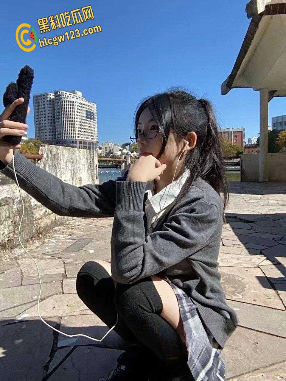 沧州师范学院【吕嘉慧】，超嫩JK刚上大一被金主爸爸3w包养，直接给干哭了！  第1张