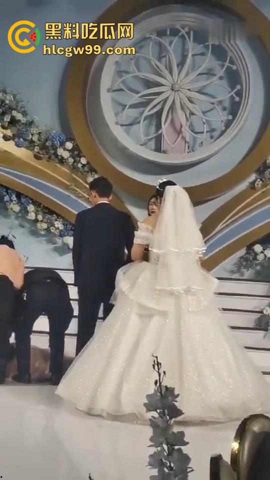 闺蜜比自己胖都嫁出去了，还要当伴娘送戒指，急火攻心气到晕倒，塑料姐妹情太真实了！  第11张