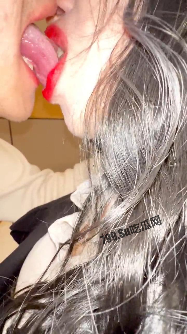 乱伦大神虐操《会喷水的亲姐姐》长篇新作  情人节和醉意姐姐酒店持续做爱 第9张