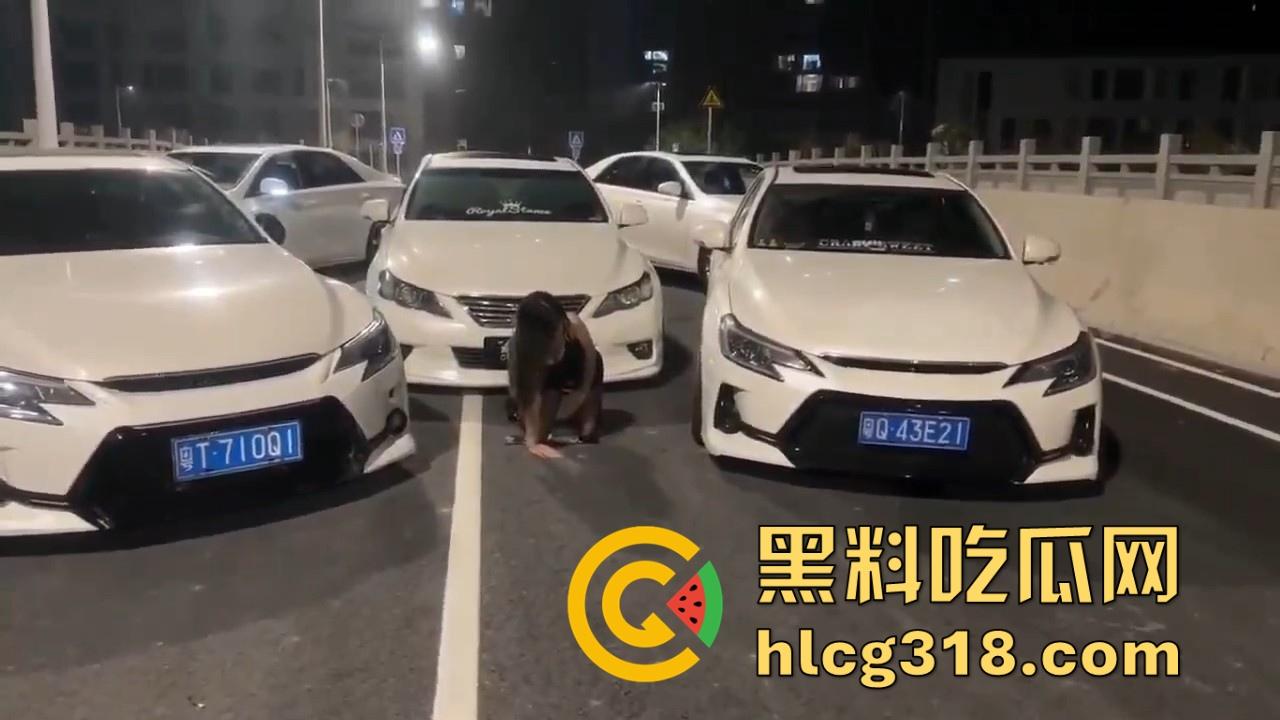 深夜出来溜车随便跟车队模特来场友谊赛！性感黑丝精神小妹 在线无套后入！  第2张