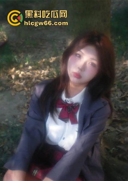 抖音天生荡妇圣体【宣宣】被网调教自慰 爆扣大黑木耳揉捏黑珍珠奶头 这逼一看就平时没少挨炮啊！  第6张