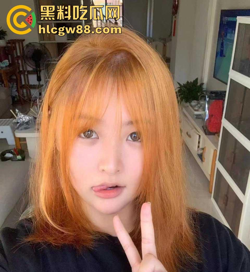 宁波海曙人妻骚妇【许静】精致清纯脸 被曝光大量私密视频 欲求不满的小母狗 曾做过酒吧坐台小姐！  第1张