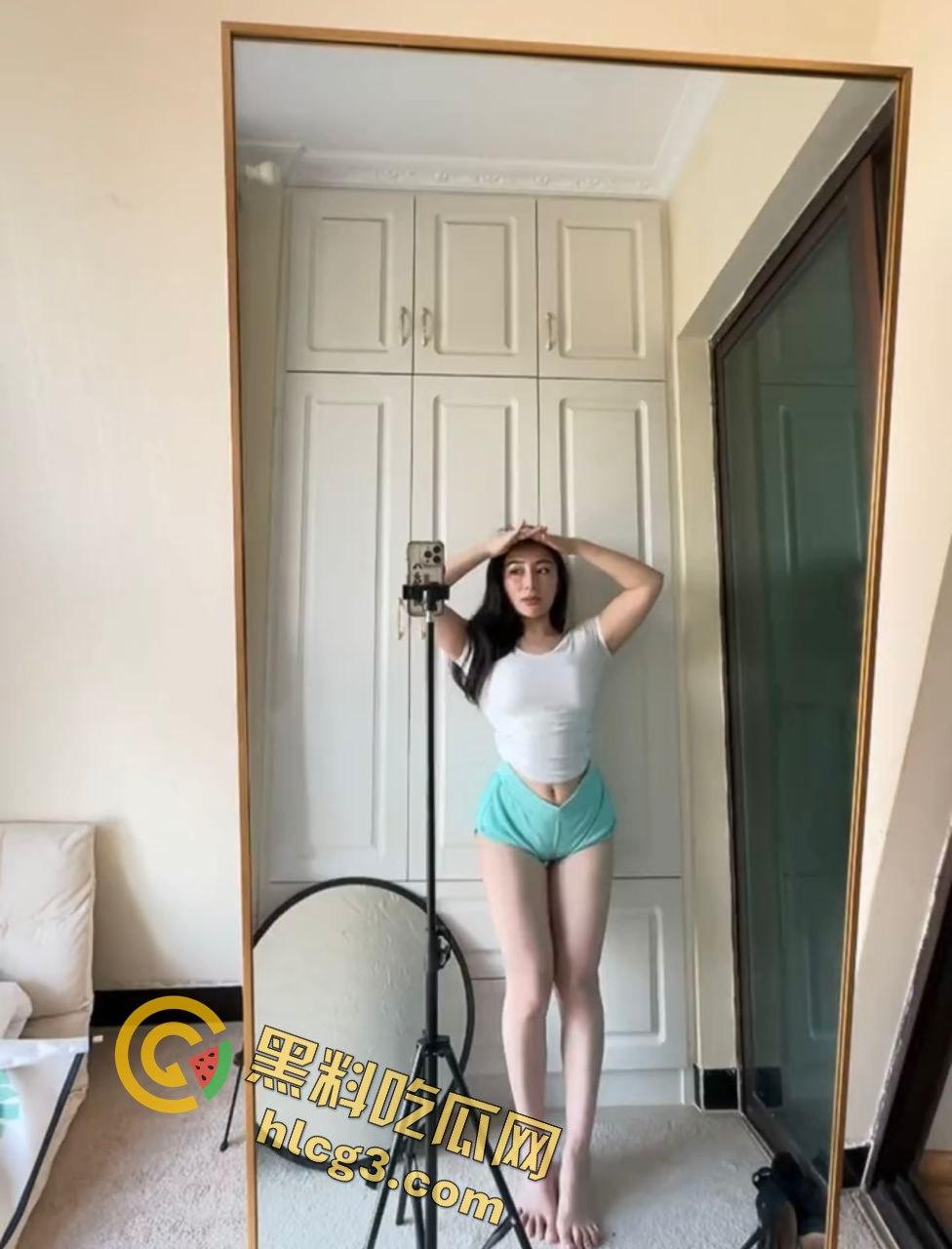 【震撼泄漏】抖音博主徐香香极品美臀全裸视频曝光，挑逗劲爆无法抵挡！  第6张