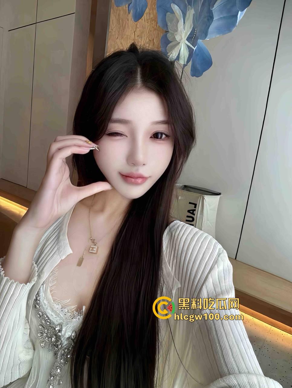 北京大哥路边发情当街怼,强按小姐姐头直接开搞,深喉怼到干呕,小姐姐手不知道该放哪,围观路人直看懵逼! 第5张 北京大哥路边发情当街怼,强按小姐姐头直接开搞,深喉怼到干呕,小姐姐手不知道该放哪,围观路人直看懵逼! 第5张