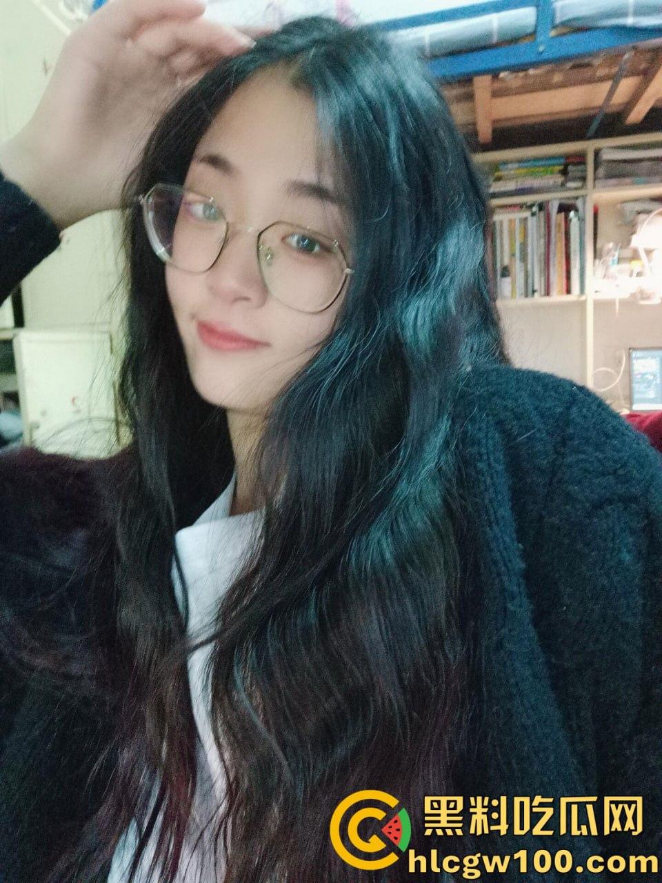 山东农业工程学院反差婊【林晨】,屌丝还在校园墙表白,殊不知你的女神是个淫荡骚母狗 第6张 山东农业工程学院反差婊【林晨】,屌丝还在校园墙表白,殊不知你的女神是个淫荡骚母狗 第6张