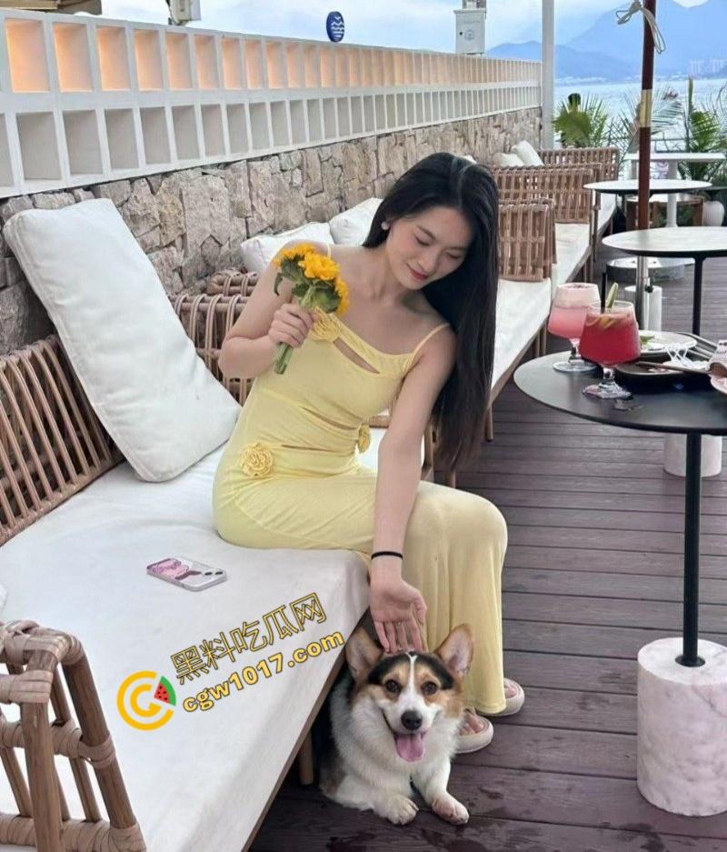 天津丽新里爆出激情大瓜!渣男【樊俊杰】与极品炮友上演春宫大戏,业主群频频曝光,裸体传单满天飞,小区成了淫乱战场! 第5张 天津丽新里爆出激情大瓜!渣男【樊俊杰】与极品炮友上演春宫大戏,业主群频频曝光,裸体传单满天飞,小区成了淫乱战场! 第5张