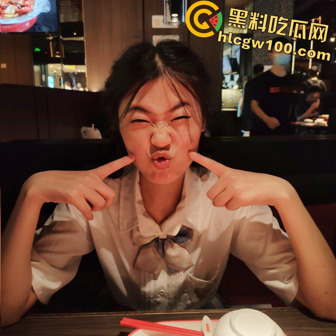 山东农业工程学院反差婊【林晨】,屌丝还在校园墙表白,殊不知你的女神是个淫荡骚母狗 第15张 山东农业工程学院反差婊【林晨】,屌丝还在校园墙表白,殊不知你的女神是个淫荡骚母狗 第15张