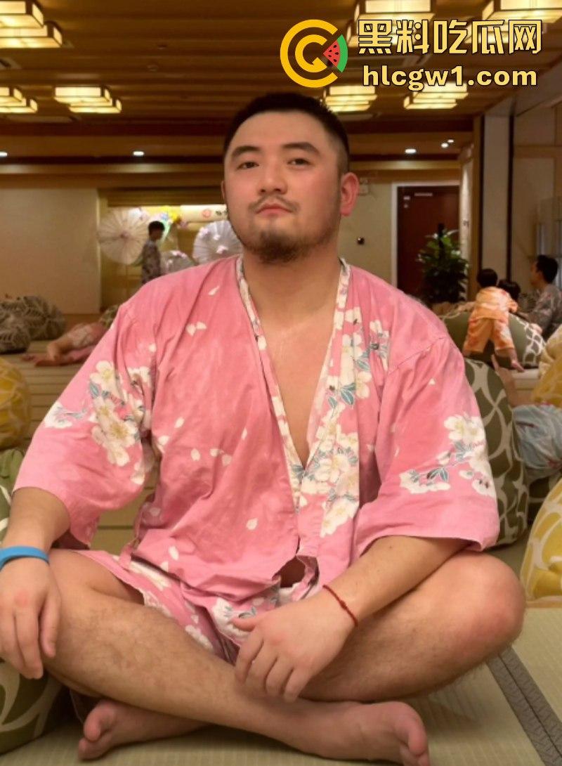 独家曝光！gay圈网红【萌熊小叔】被曝付费卖肛 张口就要666 大尺度聊天记录被扒  第5张